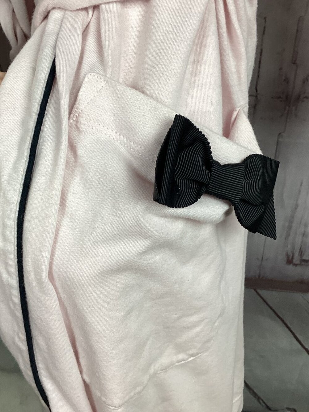 Kate Spade Robe Pink Short with Black Bows Thin M - Picture 4 of 7